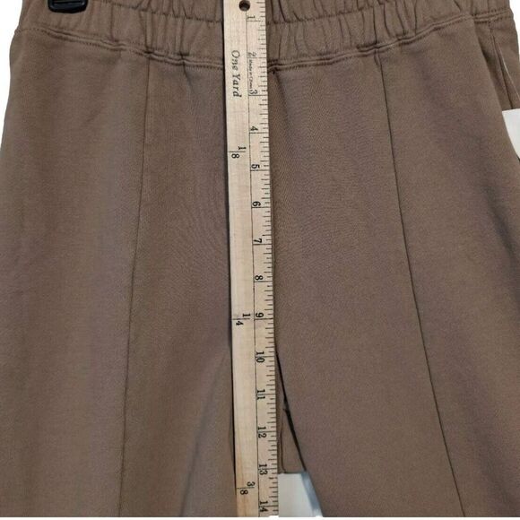 Good American Split Flare Sweats Size 2  Putty/Light Brown New W/ Tags $95 MSRP - Picture 6 of 12